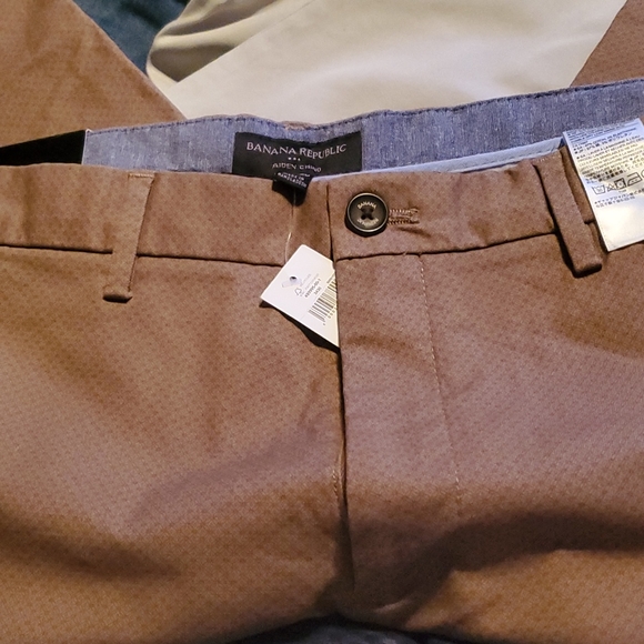Aiden Slim Chino Banana Republic 